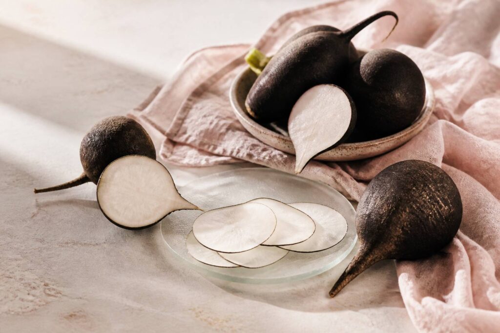 Radis noir : vertus santé, idées recettes savoureuses et précautions à connaître, Radis noir et